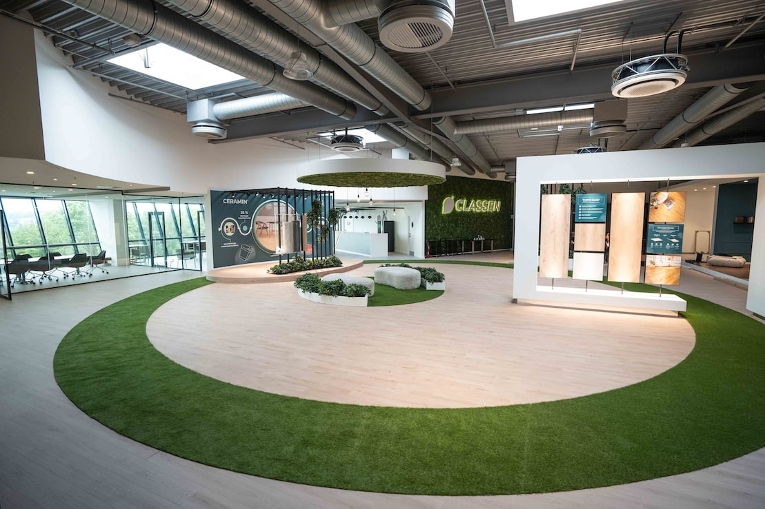 Nowoczesna, ekologiczna powierzchnia wystawowa z roślinami i designerską podłogą – forum CLASSEN Kaisersesch