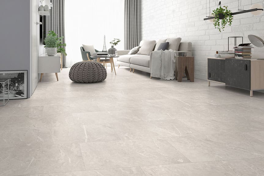 Salon z kamienną podłogą - minimalistyczny styl